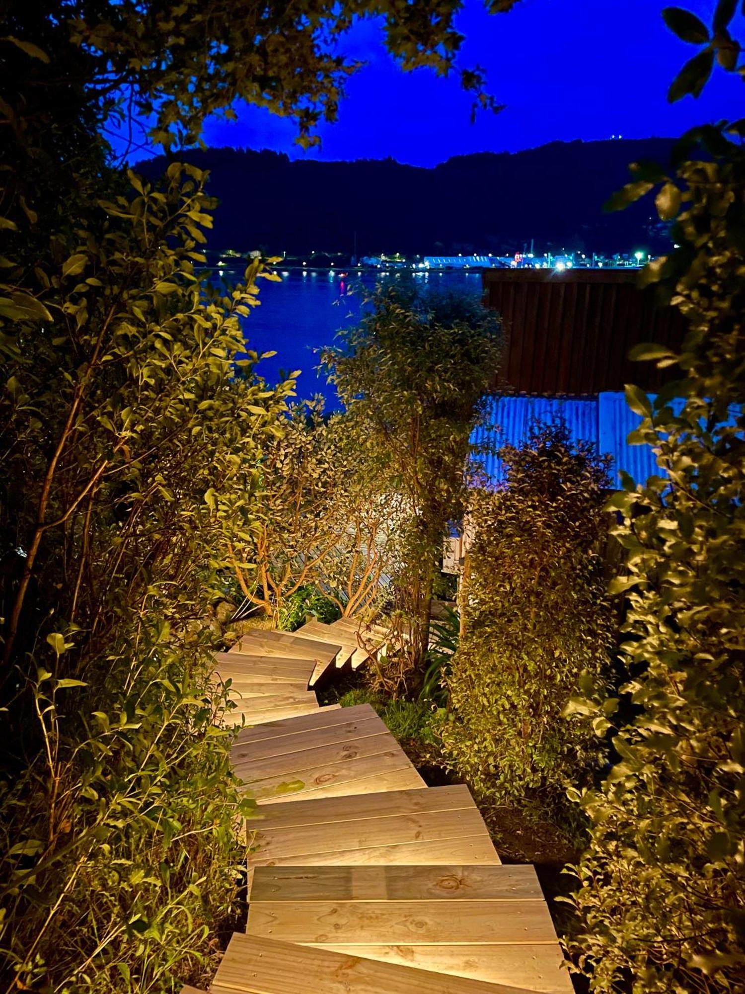 The Cove Cabin - Your Quiet Escape Dunedin Kültér fotó